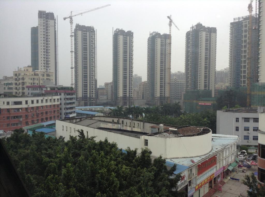 Shenzhen Baoan Luxe Manor Hotel Exterior photo